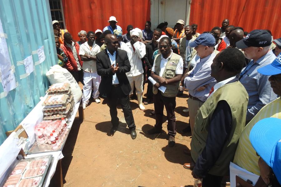 Us Envoy Visits Dzaleka Refugee Camp United Nations In Malawi
