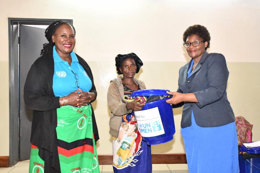 UN Women distributing items